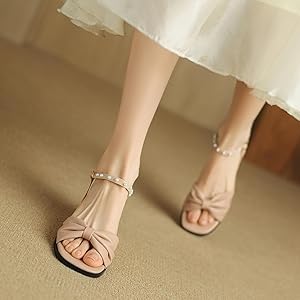 L'Appartement ブレンタSquareToe Strap Sandal L´Appartement ブレンタSquareToe Strap Sandal-人気の新製品